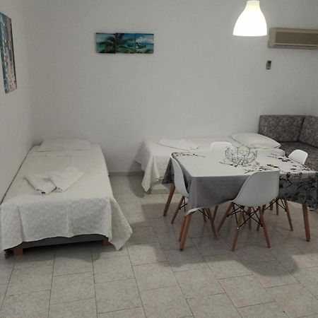Holidays In Paros Алікі Екстер'єр фото