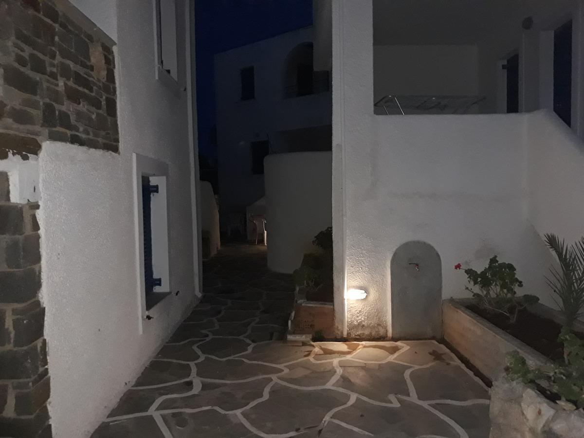 Holidays In Paros Алікі Екстер'єр фото