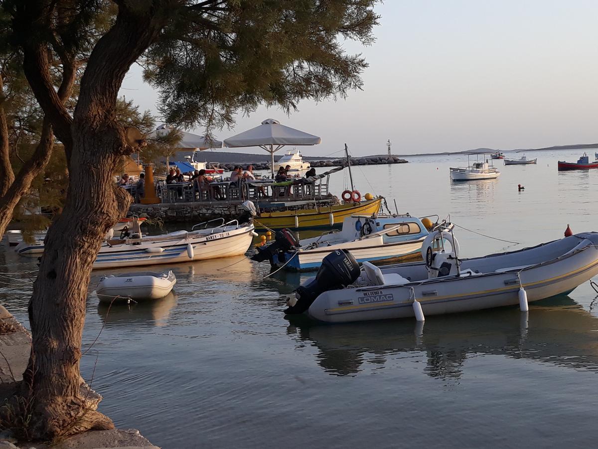 Holidays In Paros Алікі Екстер'єр фото