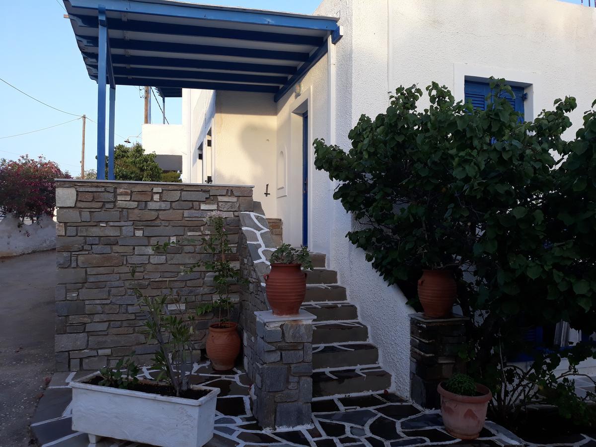 Holidays In Paros Алікі Екстер'єр фото