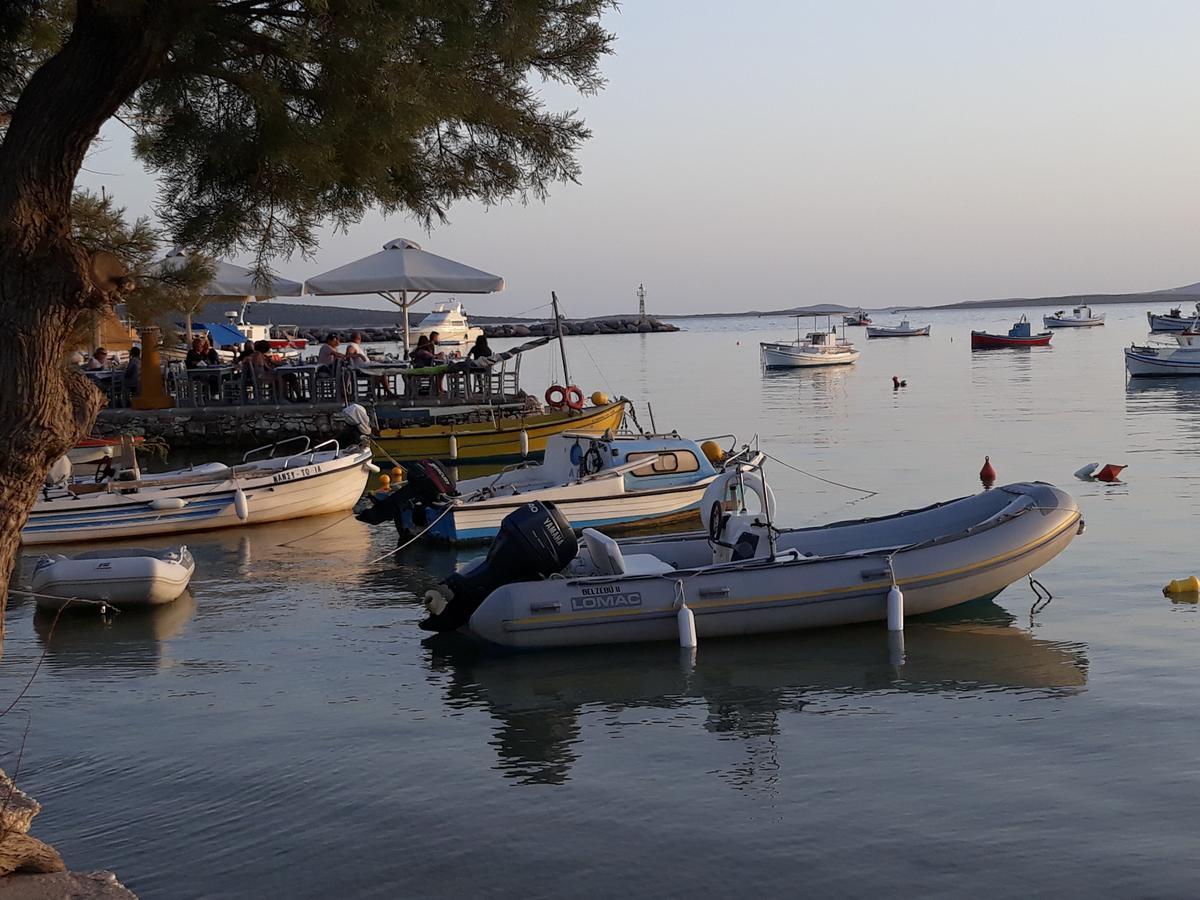 Holidays In Paros Алікі Екстер'єр фото