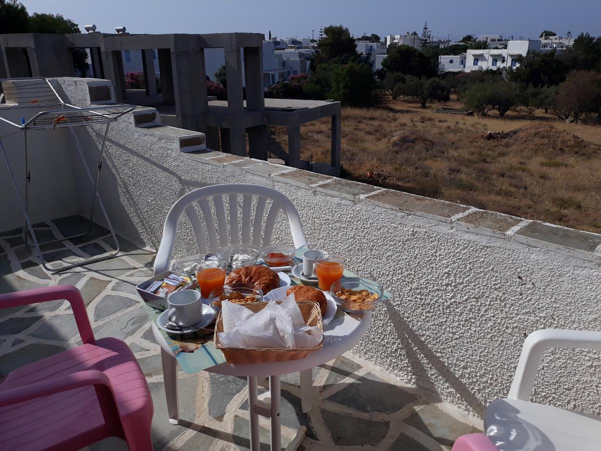 Holidays In Paros Алікі Екстер'єр фото