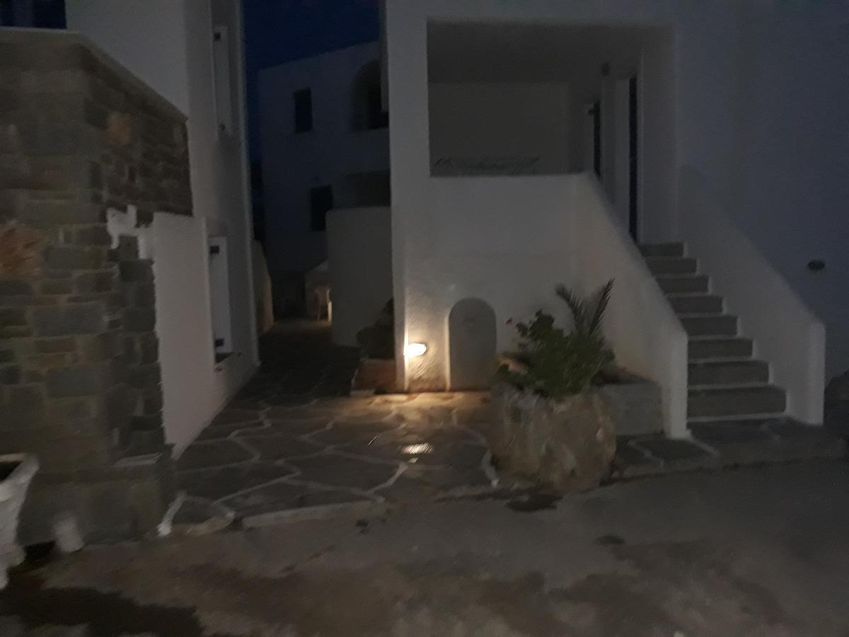 Holidays In Paros Алікі Екстер'єр фото